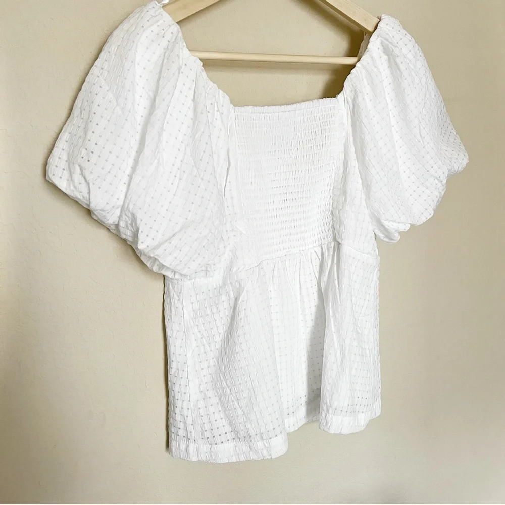 Old Navy White Puff Sleeve Cropped Blouse